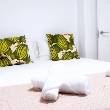 Lägenhet Ronda Con Balcon Casco Viejo *