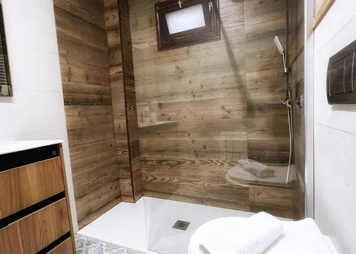 Ronda Con Balcon Casco Viejo Apartment Bilbao